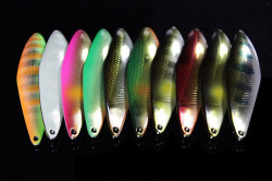 LINGURITA OSCILANTA JACKALL TRICOROLL 6.4CM / 10G PEARL&GLOW
