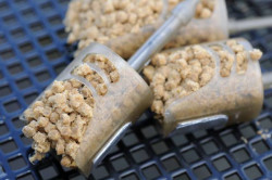 METHOD FEEDER GURU IN LINE PELLET 28G MAR.L