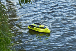 NAVOMODEL / BARCUTA PLANTAT CONCEPT BOAT OPTIMO 360 / 3 CUVE
