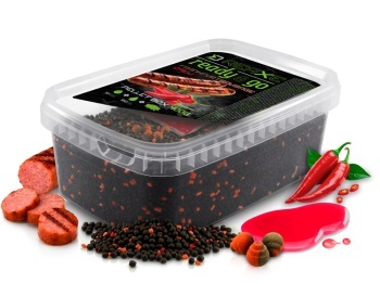 PELETE DELPHIN PELLET BOX REAXE READY&GO FRANKFURTER–CHILLI / 400G