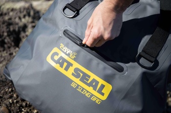 GEANTA BLACK CAT SEAL WP SLING BAG 50L 52X50X20CM - Img 9