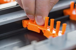 ORGANIZATOR GURU SPARE PEG PT. CUTIE AJUSTABILA ORANGE