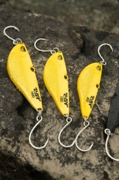 NALUCA SOMN BLACK CAT HEAVY VIBE V LURE 80G YELLOW - Img 2