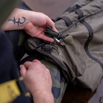 SAC DE CANTARIRE AVID CARP PRO-TECT FLOTATION SLING 109X57X44CM - Img 11