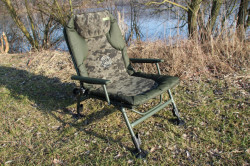 SCAUN MIVARDI ARMCHAIR CAMOCODE ARM