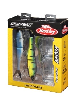 SET CADOU BERKLEY SWIGS FOR BIGS GIFT PACK 2 X NESSIE 22CM
