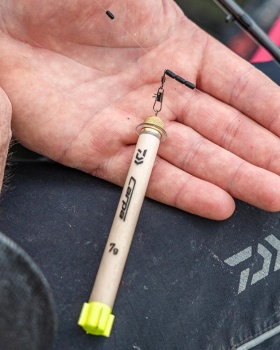 SET OPRITOARE CU AGRAFA PT. PLUTE WAGGLER DAIWA - Img 4