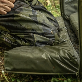 SALTEA DE PRIMIRE AVID CARP PRO-TECT DELUXE 126X72X26CM - Img 8