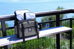 BORSETA JACKALL PENTRU ACCESORII L WHITE BLACK
