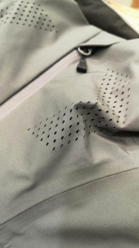 JACHETA DAIWA GORE-TEX RAIN GRAY MAR.M - Img 3