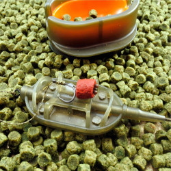 MOMITOR METHOD FEEDER ORANGE SPIDER FLAT DF270 70GR