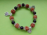 Bratara rudraksha cu 4 muchii si lapis lazuli