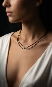 Alet - Colier Handmade cu Pietre Semipretioase Hematit si Accesorii din Aur 14k
