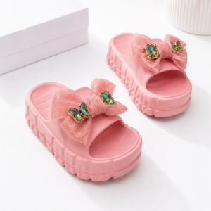 Papuci Cu Platforma - BG200 Pink