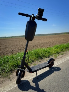 Trotinetă electrică SHARY , 350W, 35 km autonomie, pliabilă, roți 8.5" + CADOU borsetă impermeabilă și suport telefon - Img 1