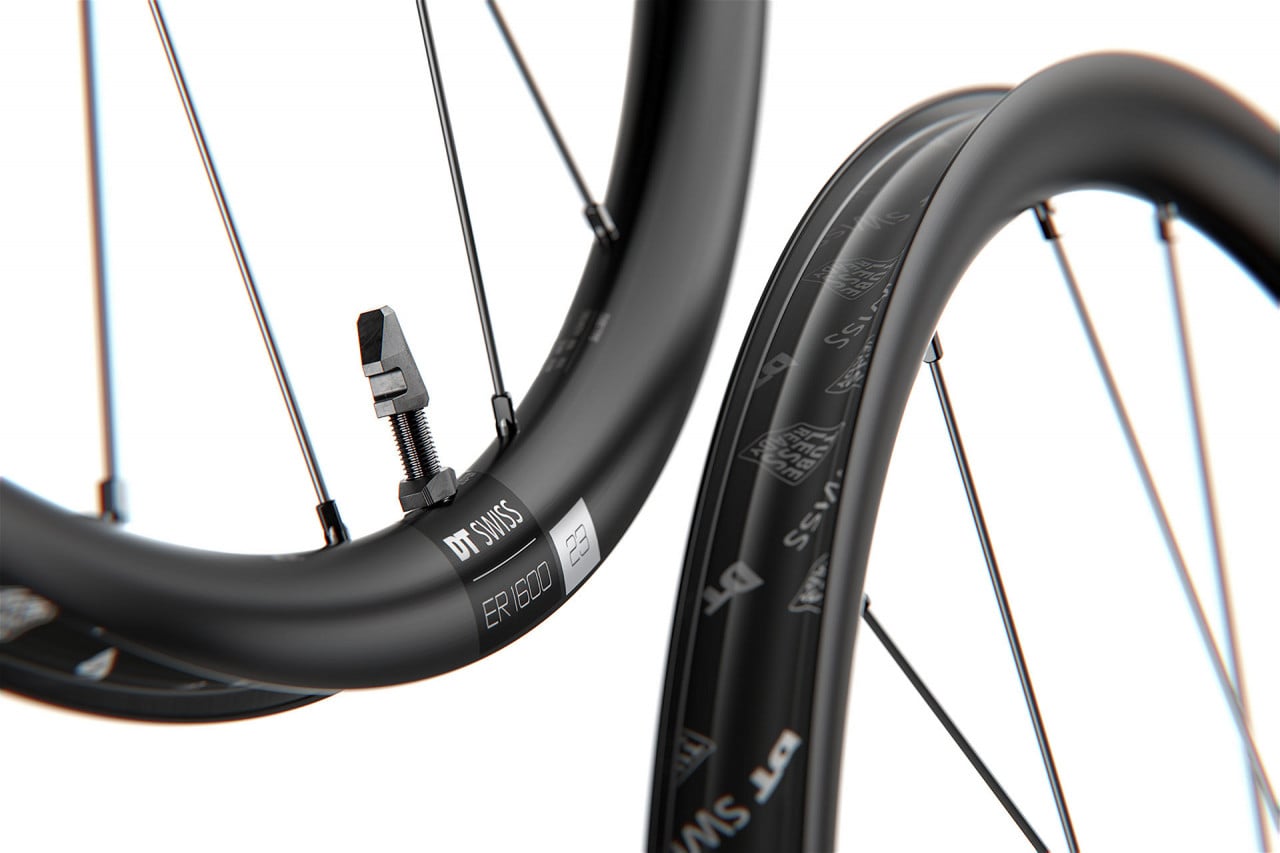 Roata spate DT Swiss ER1600 Spline 23 DB 28'/22mm ALUM., BLACK, CL