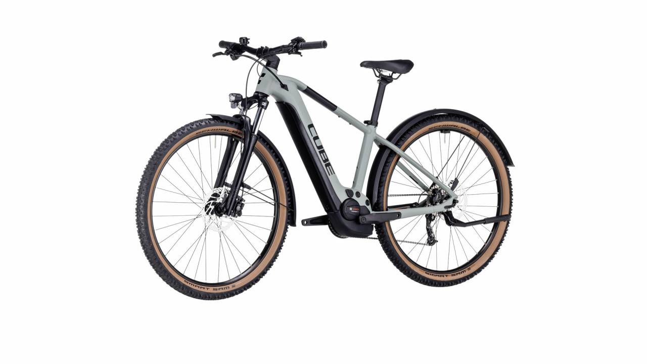 vélo autonomie longue et résistante VTT électrique semi-rigide Cube reaction hybrid performance 500 allroad swampgrey´n´black