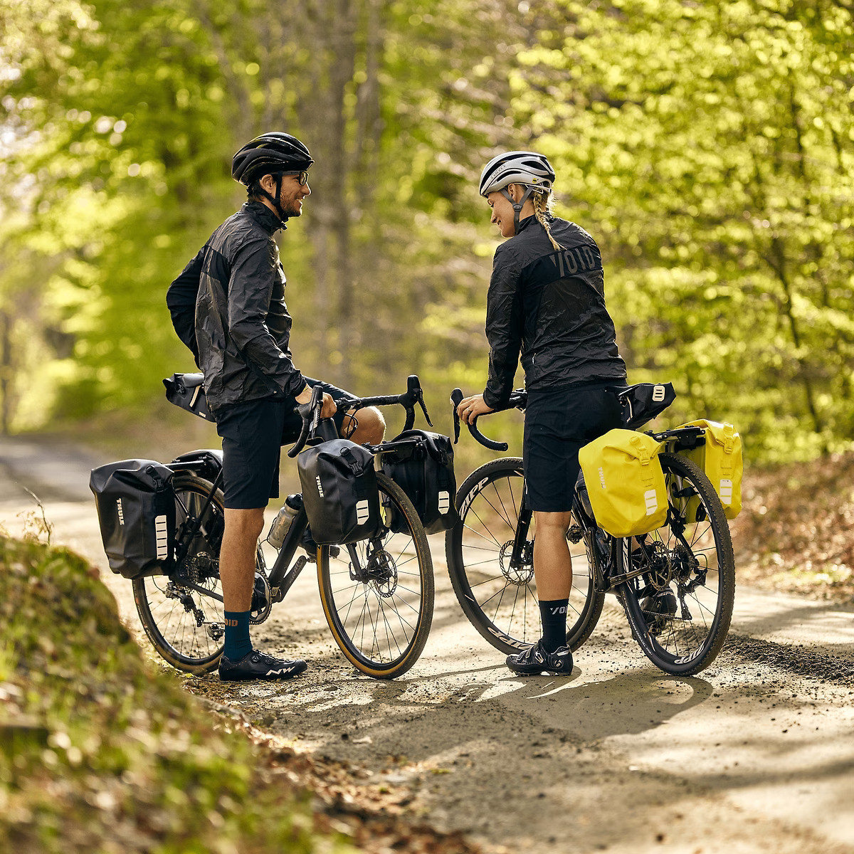 Geanta portbagaj THULE Shield Pannier 17L - Black