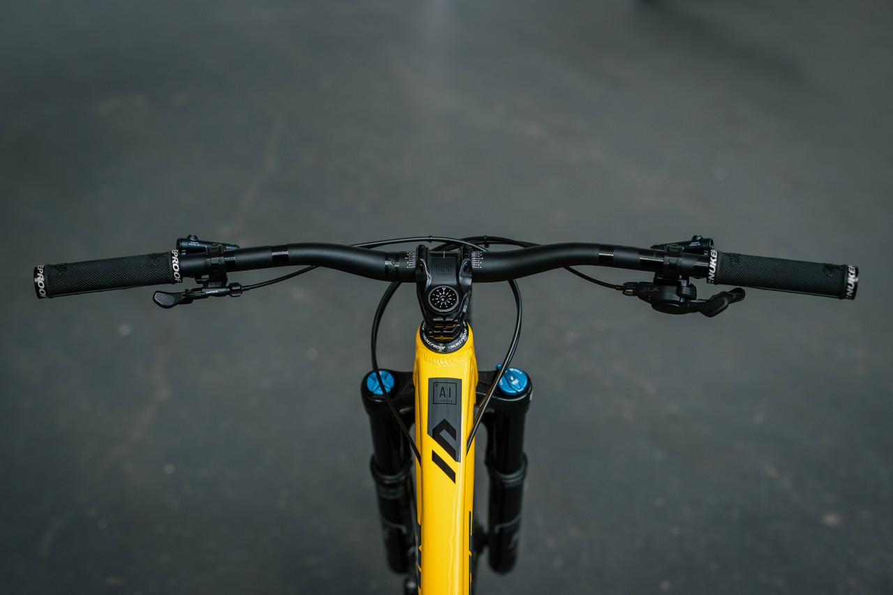 NUKEPROOF SCOUTマウンテンバイク 27.5インチ アルミフレーム NUKEPROOF SCOUTマウンテンバイク 27.5インチ アルミフレーム