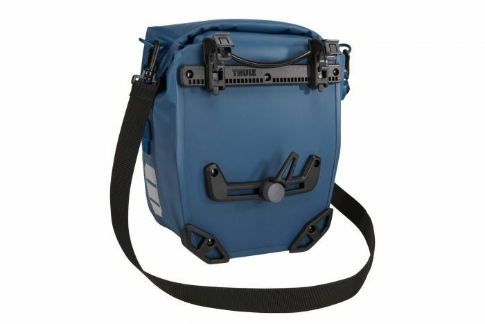 Geanta portbagaj THULE Shield Pannier 13L - Albastru