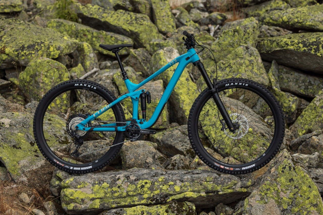 maruさま2029 bicicleta-cube-stereo-one77-