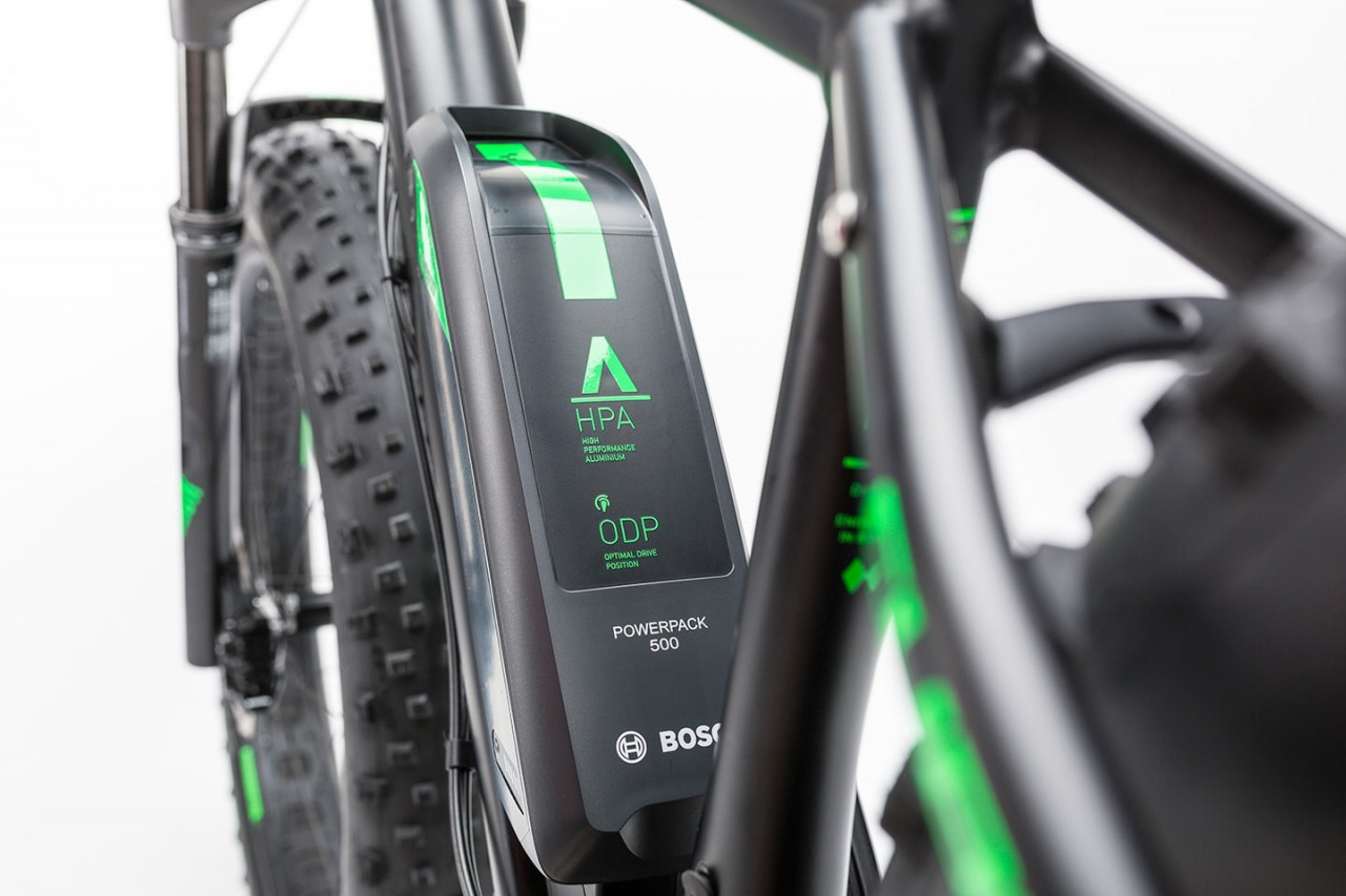 Bicicleta electrica Cube Nutrail Hybrid 500 black´n´green 2017