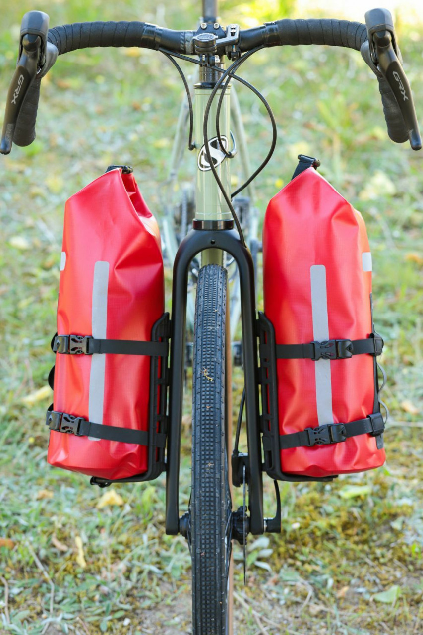 エフィセット15 Geanta furca Zefal Z Adventure Fork Pack RED