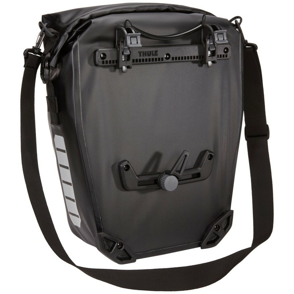 Geanta portbagaj THULE Shield Pannier 17L - Black