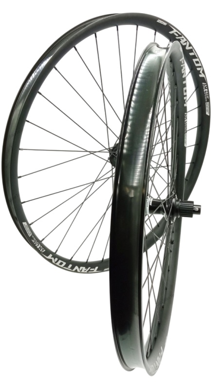 Roti Funn Fantom Boost Mullet 27,5"R/29''F, jante Fantom AM40, 32H, Tubeless, valva presta 44mm, ax fata 15x110mm, ax spate 12x148mm, ptr, frana disc (6 suruburi) caseta Shimano Micro Spline, negru anodizat