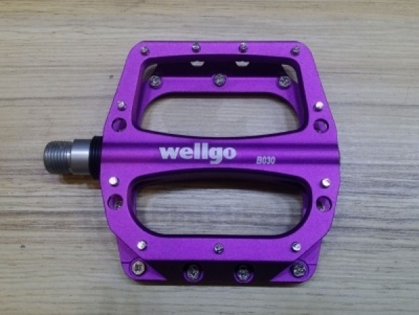 Pedale MTB Wellgo B030 mov anodizat