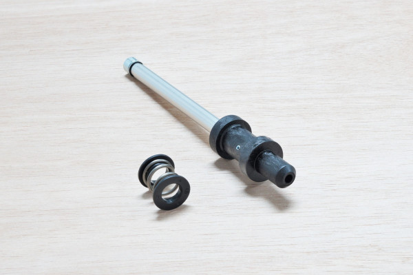Rock Shox 09 Tora 80 Fixed Coil Shaft/Negative Spring