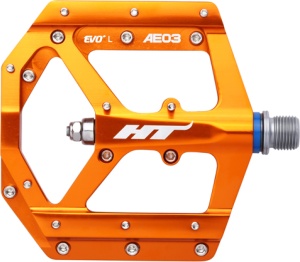 Pedale HT Components AE03, Platformă MTB, Corp Aluminiu CNC, Ax Cromoly, Sistem Rulmenți EVO+, 20 Pini Schimbabili, Portocaliu