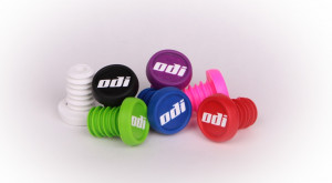 Dopuri ghidoane ODI BMX End Plug albastru, pereche
