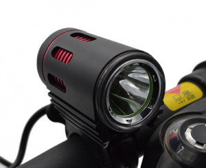 Far Eastpower EBL301G cu acumulator 1 Led Cree XM-L Maxim 1000 lumeni 3 functii
