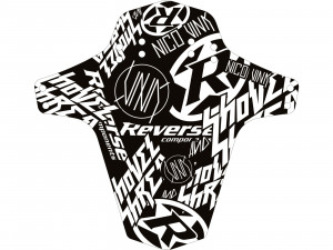 Aparatoare REVERSE Mudfender Nico Vink Stickerbomb black-white