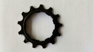 Pinion Shimano CS-HG200-9 11T (tip cu distantier pe pinion)