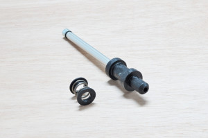 Rock Shox 09 Tora 80 Fixed Coil Shaft/Negative Spring