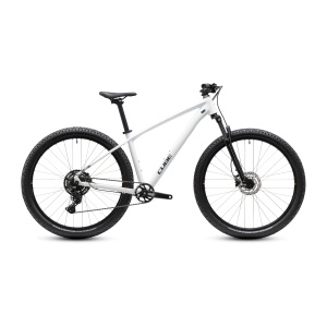 Bicicleta Cube Aim, ONE, Metallicwhite Black 2027 - 29"