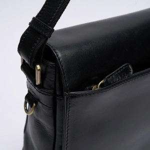 Geanta Dreptunghiulara Cu Clapa Neagra - Img 5