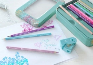 Set Cadou 20 Creioane Colorate Sparkle + Ascutitoare Sleeve Faber-Castell - Img 5