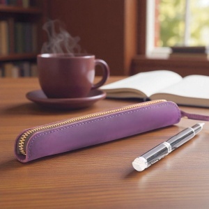 Suport Slim Mov Pentru Instrumente De Scris