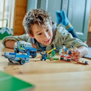 LEGO City, Antrenament canin al politiei mobile, 197 piese - Img 3