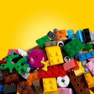 LEGO Classic, Distractie creativa in ocean, 333 piese - Img 7