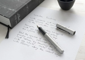 Stilou Grip 2011 Pearl Argintiu M Faber-Castell - Img 5