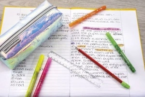 Penar Etui Tubular Glitter Flip Flop Argintiu Eberhard Faber - Img 2