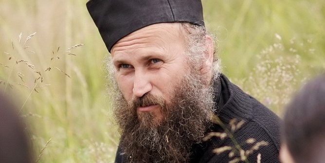 Dumnezeu nu părăseşte pe nimeni