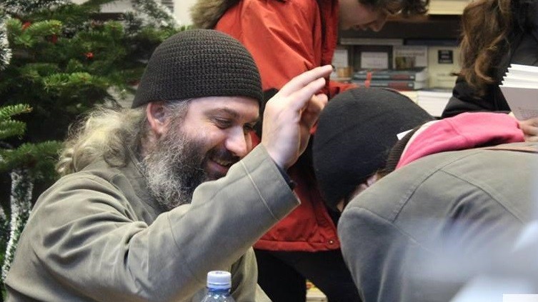 Să ne ve­dem păcătoşi şi nu greşim