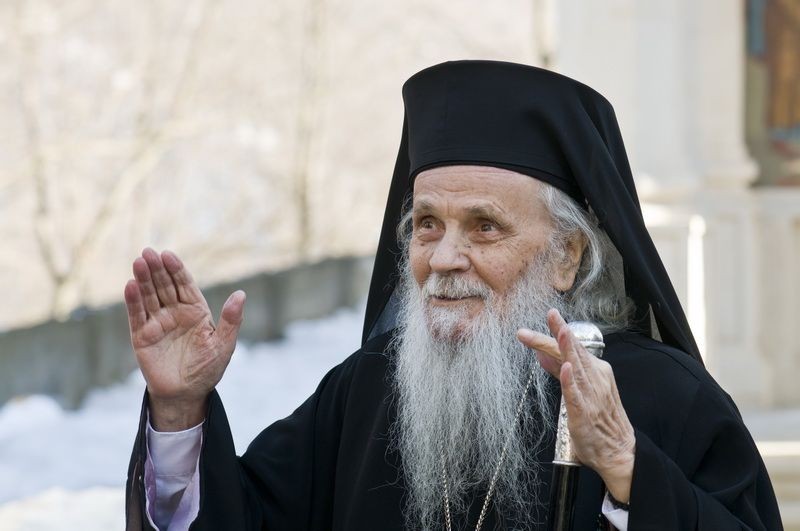 Diavolul e de acord ca să zici aproape orice cuvânt, dar „miluiește-mă” nu suportă să audă niciodată