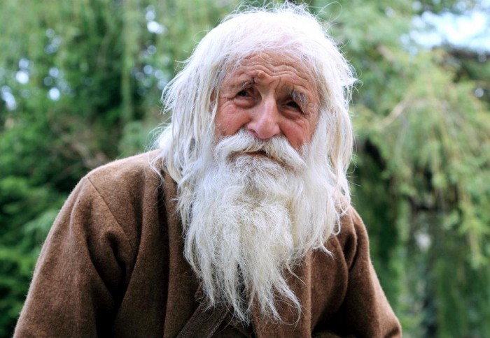 „Dă cât poți de mult să dai și bucură-te că ai cui da”