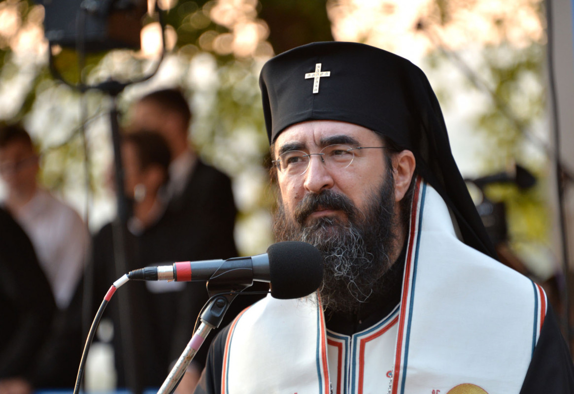Când noi oamenii ne credem dumnezei, Dumnezeu alege ceva care nu se vede să ne arate nouă tuturor măsura!